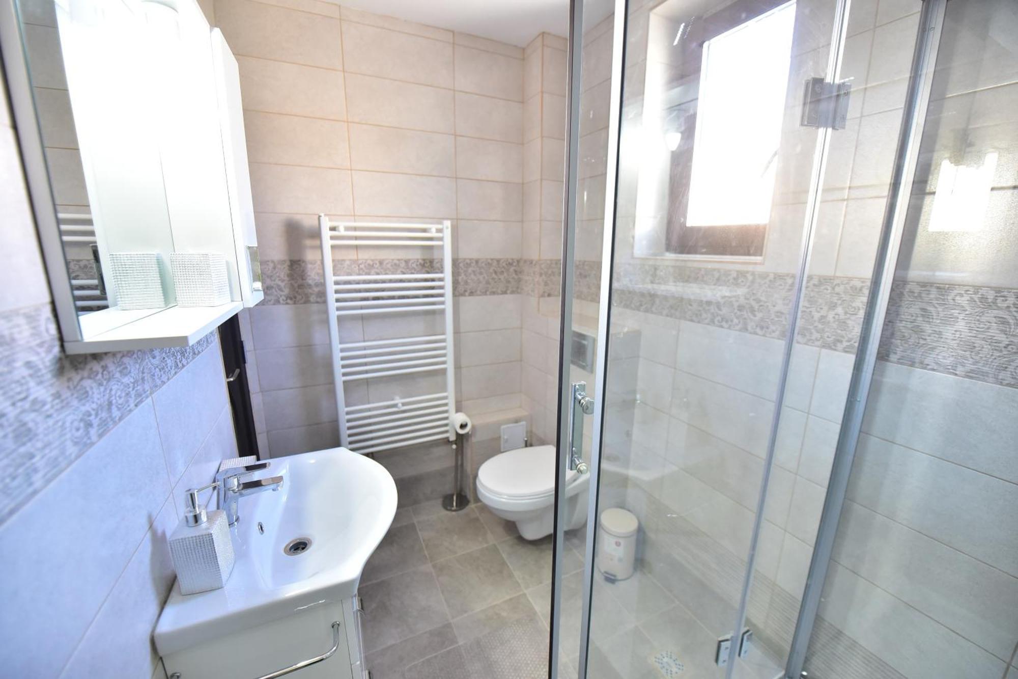 Regim Hotel Hanea Jacuzzi In Camera,Piscina Exterioara Si Sauna Comuna Sibiu Exterior foto